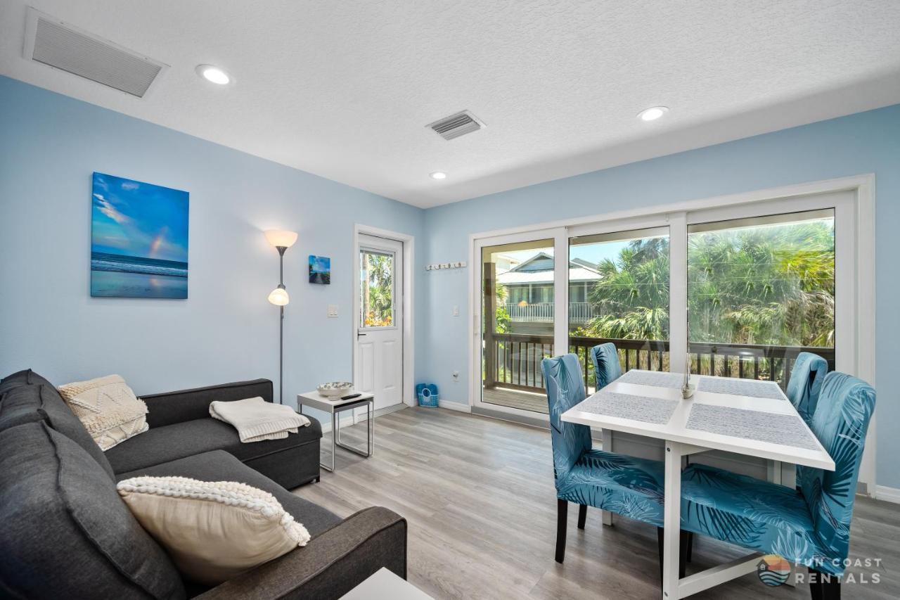 Dog Friendly Loft Steps From Beach With Gas Barbecue Grill And Upstairs Deck! New Smyrna Beach Exterior foto